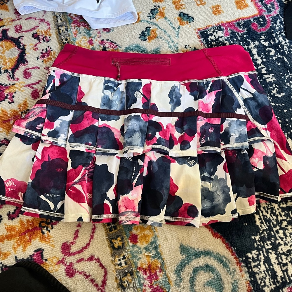 lululemon skirt 2.5